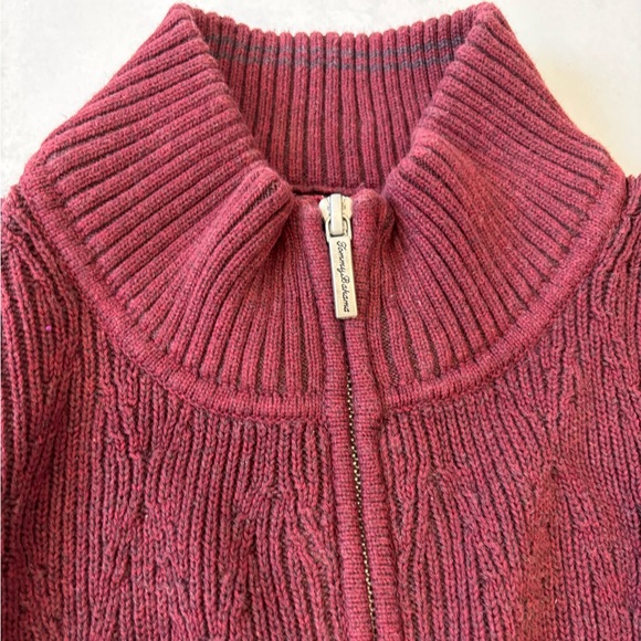 Early 2000’s Triple Pack Sweaters
Tommy Bahama, Pusser’s, Roundtree & York - Picture 3 of 14